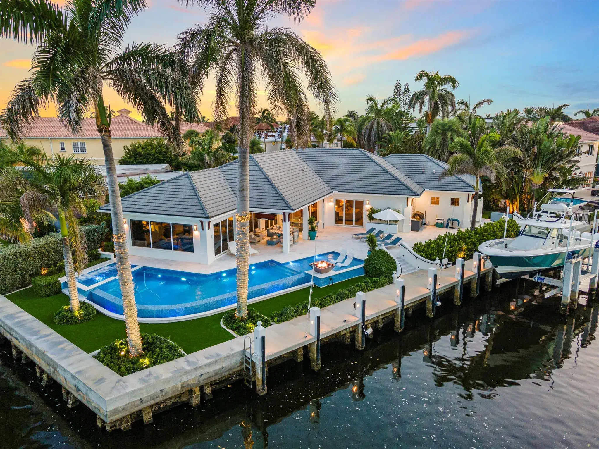 Picture of 975 Banyan Drive, Delray Beach, FL 33483