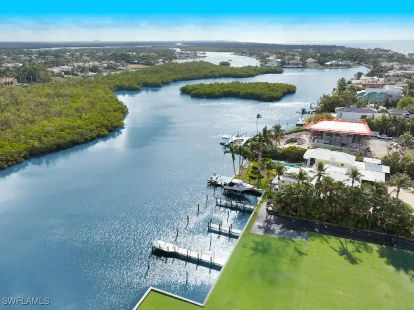 Picture of 230 Champney Bay Ct, Naples FL 34102