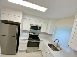 Picture of 3178 Via Poinciana 402, Lake Worth, FL 33467