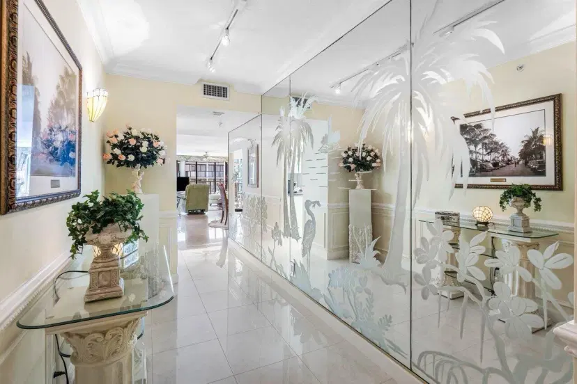 Picture of 3440 S Ocean Boulevard 508N, Palm Beach FL 33480