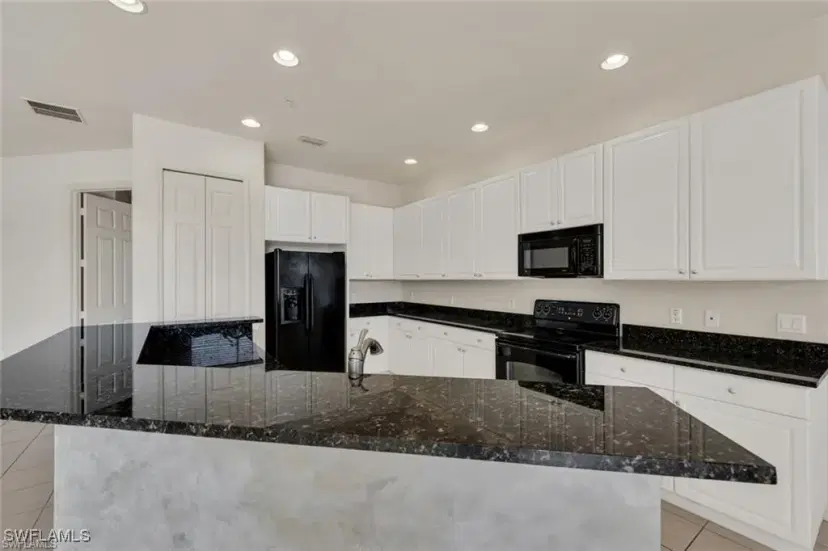 Picture of 14503 Dolce Vista Rd 101, Fort Myers FL 33908