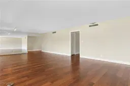 Picture of 104 Clubhouse Dr H272, Naples, FL 34105