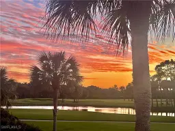 Picture of 104 Clubhouse Dr H272, Naples, FL 34105