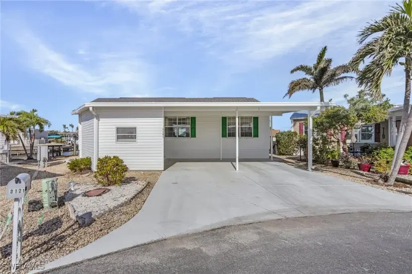 Picture of 3121 Skipper Ln, St. James City FL 33956