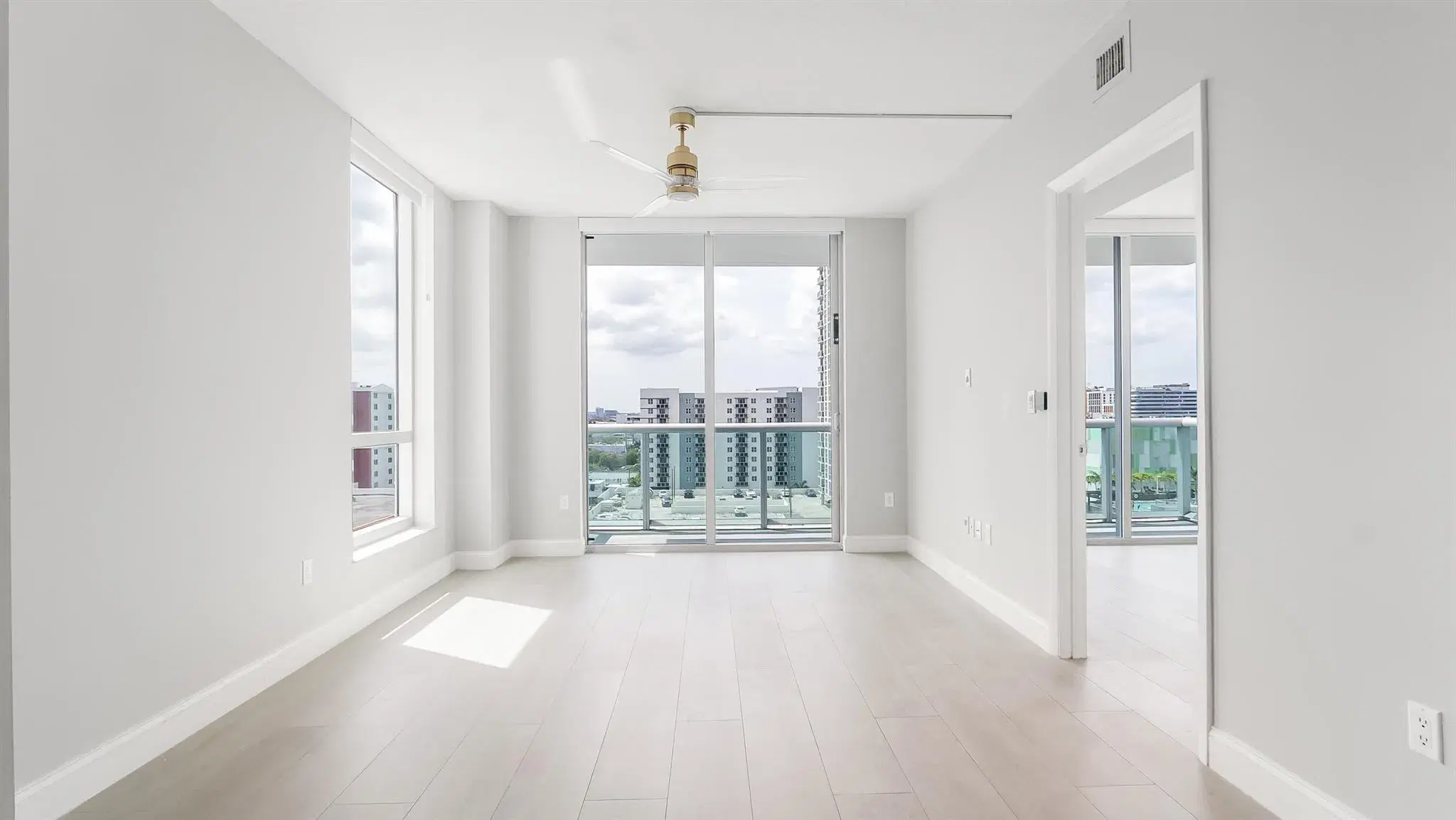 Picture of 333 NE 24Th Street 1102, Miami, FL 33137