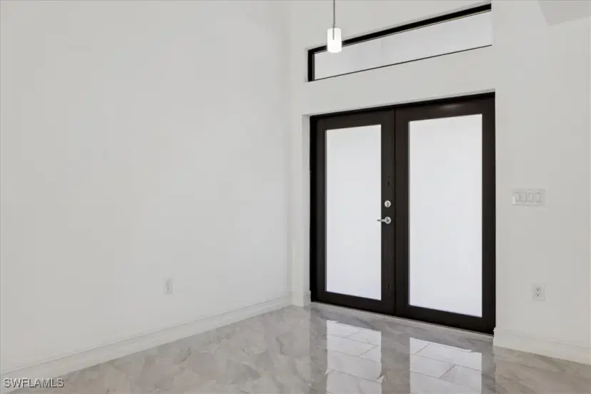 Picture of 6151 Hershey Ave, Fort Myers FL 33905