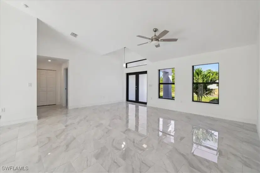 Picture of 6151 Hershey Ave, Fort Myers FL 33905