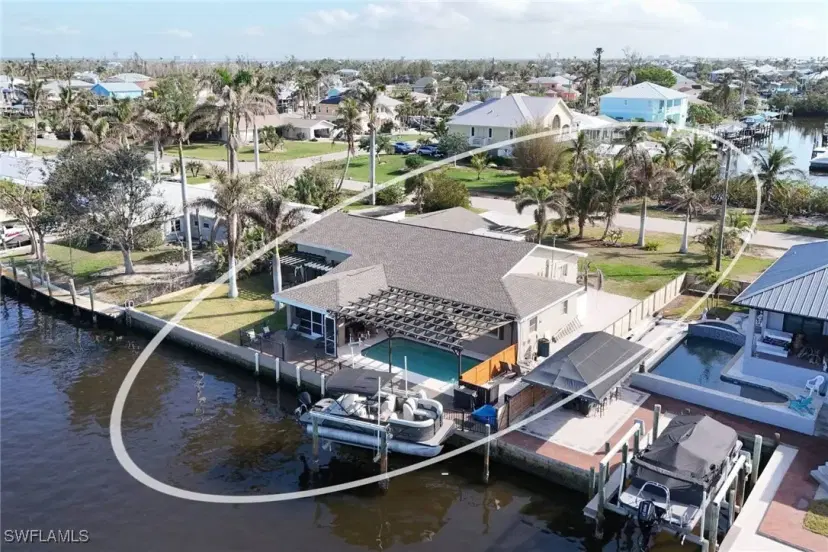 Picture of 2471 Sanibel Blvd, St. James City FL 33956