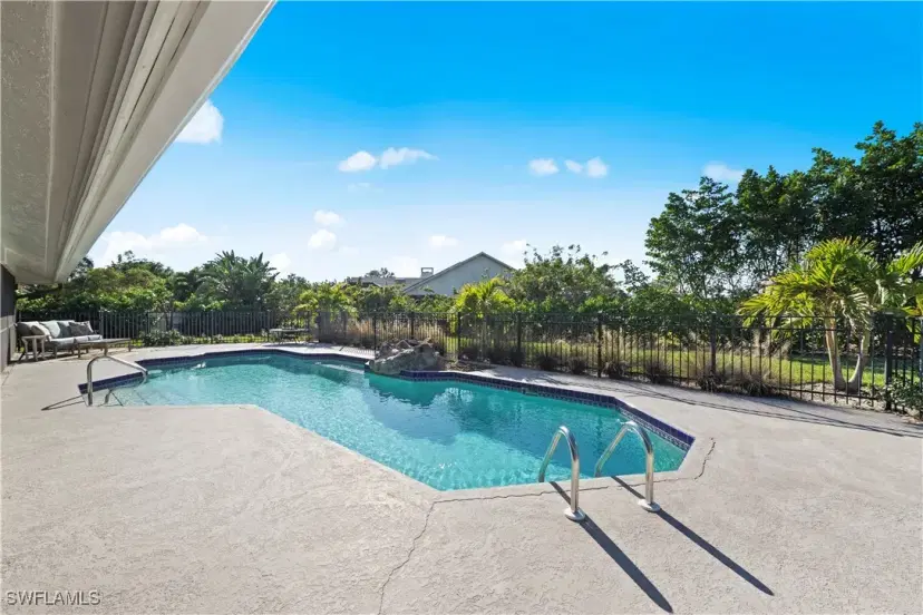 Picture of 2255 Imperial Golf Course Blvd, Naples FL 34110