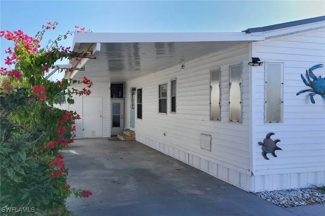 Picture of 3070 Harpoon Ln, St. James City, FL 33956
