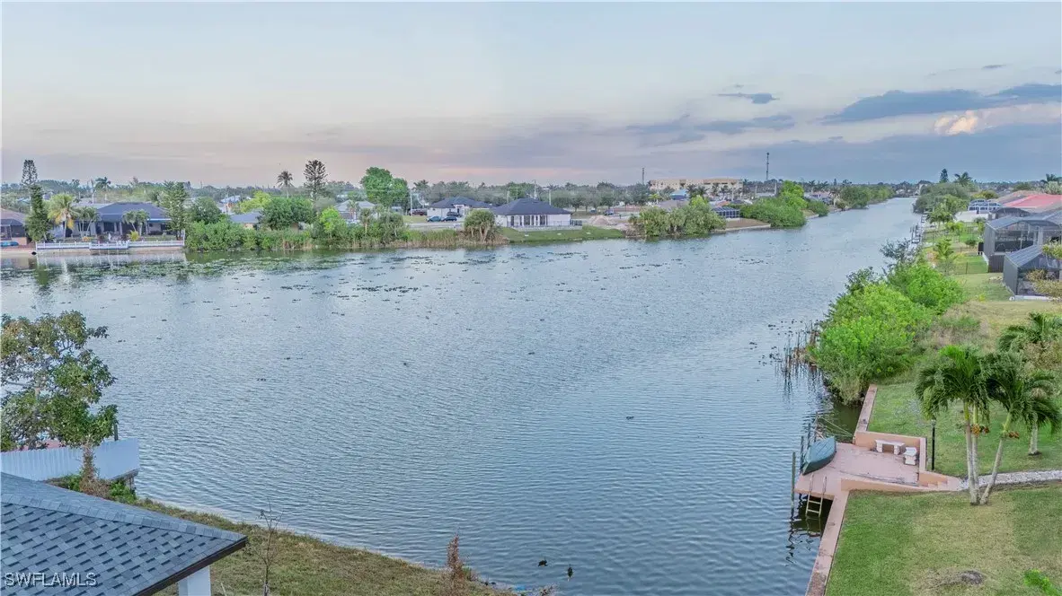 Picture of 1227 SE 3Rd Ave, Cape Coral, FL 33990