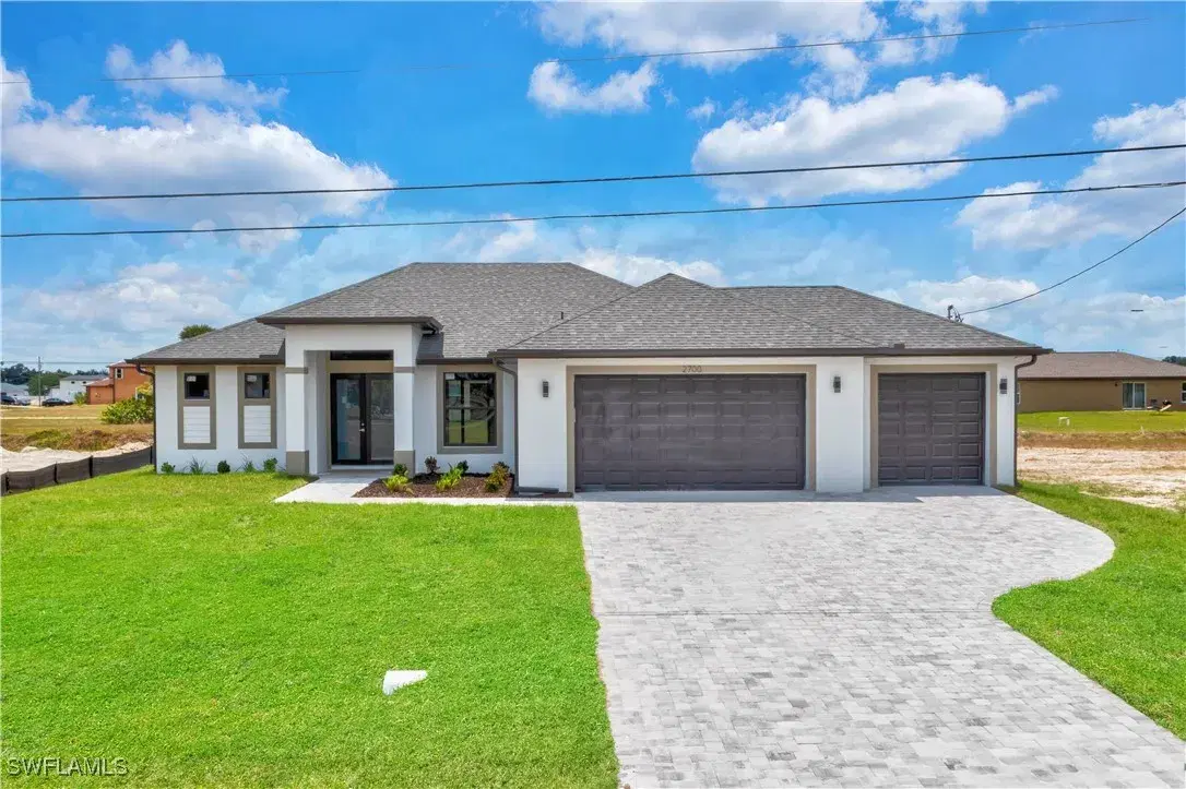 Picture of 2700 NW 20Th Ter, Cape Coral, FL 33993
