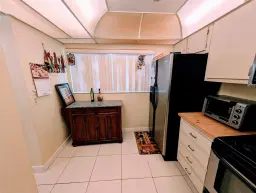 Picture of 6075 N Sabal Palm Blvd 204, Tamarac, FL 33319