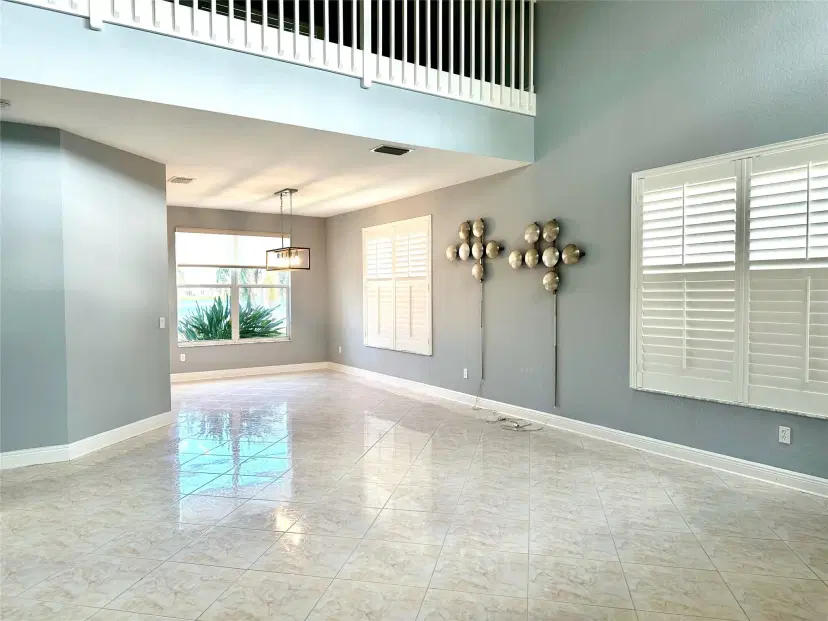 Picture of 1886 SW Grey Falcon Cir, Vero Beach FL 32966