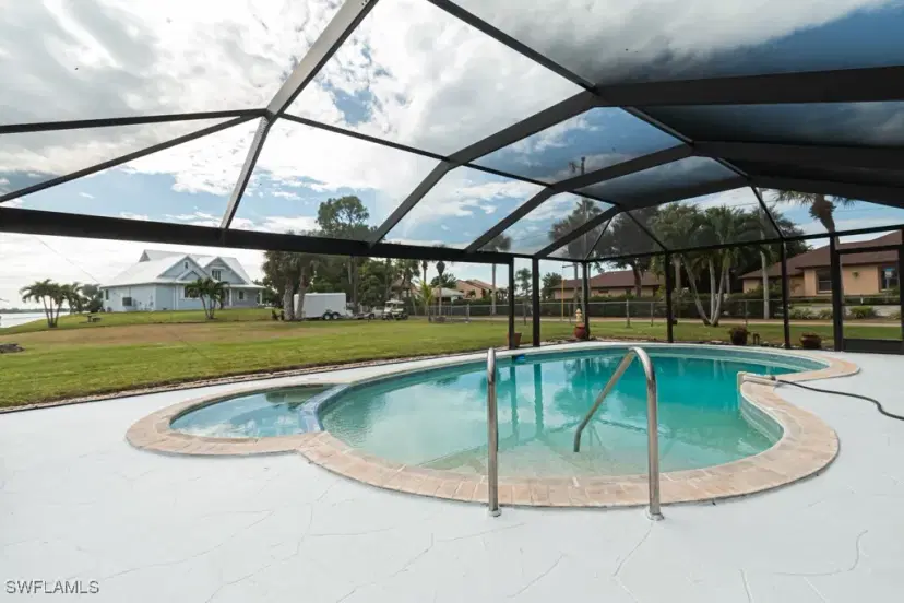Picture of 1818 Cherie Ln, North Fort Myers FL 33917