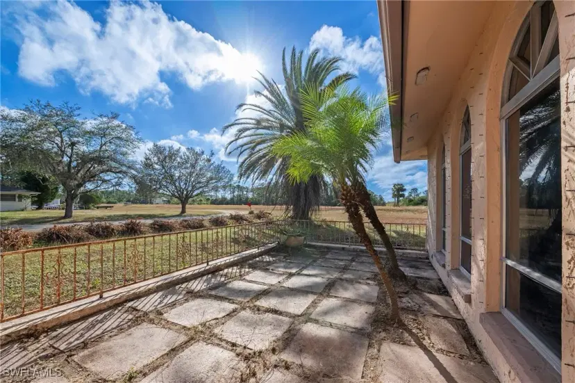 Picture of 9 Edward Ave, Lehigh Acres FL 33936