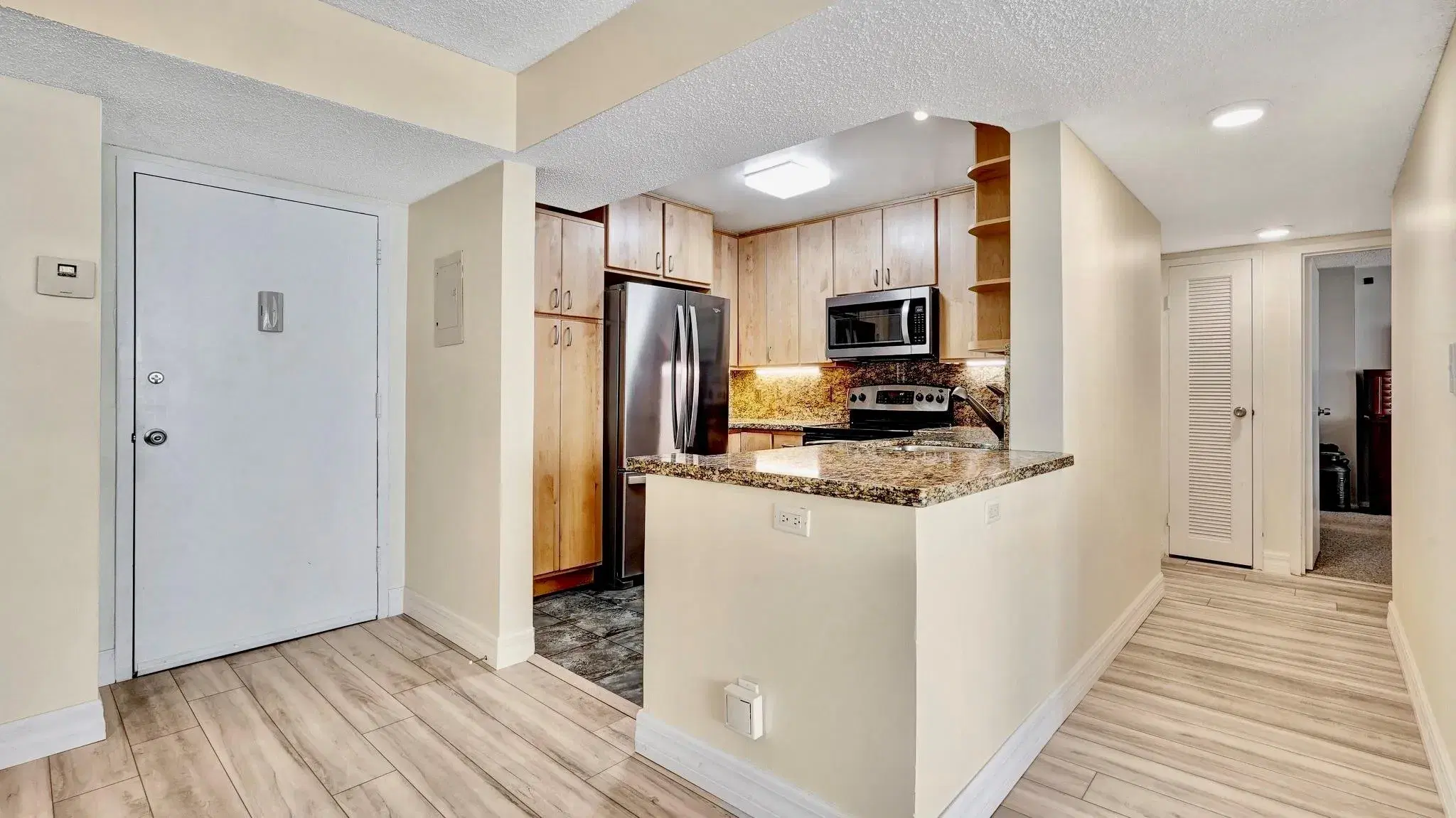 Picture of 1160 N Federal Hwy 522, Fort Lauderdale, FL 33304