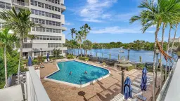 Picture of 1160 N Federal Hwy 522, Fort Lauderdale, FL 33304