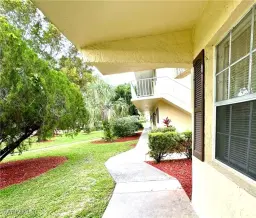Picture of 3325 Airport Rd N E4, Naples, FL 34105