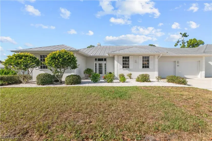 Picture of 18711 Crosswind Ave, North Fort Myers FL 33917