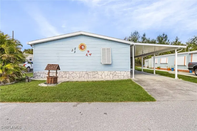 Picture of 227 Shrub Ln N, North Fort Myers FL 33917