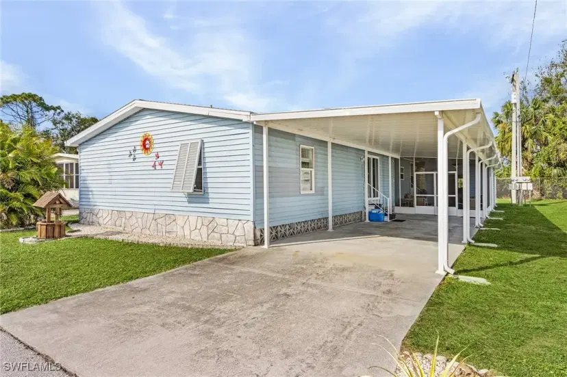 Picture of 227 Shrub Ln N, North Fort Myers FL 33917