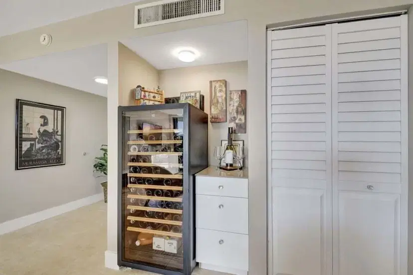Picture of 3590 S Ocean Boulevard 104, South Palm Beach FL 33480