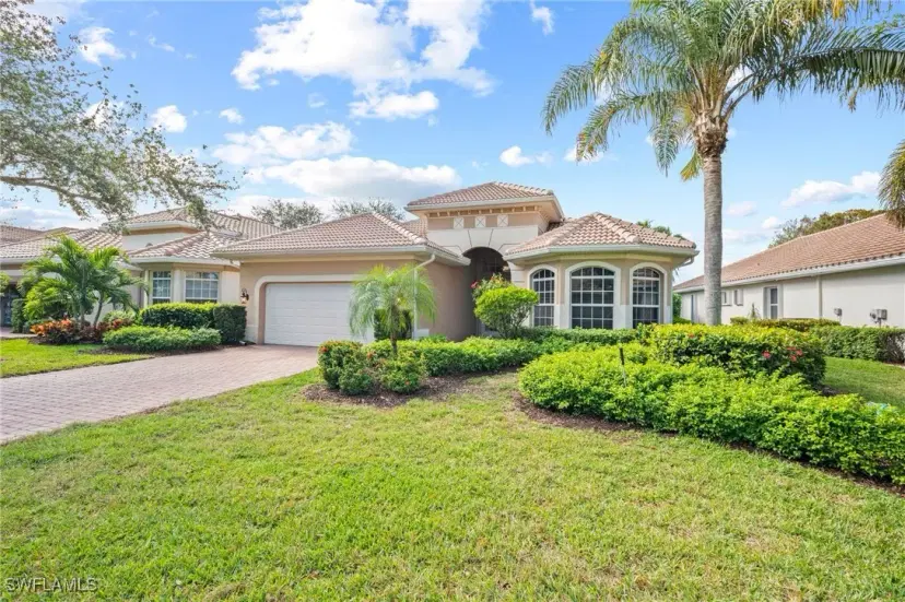 Picture of 6789 Bent Grass Dr, Naples FL 34113