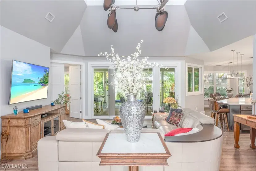 Picture of 90 S Seas Ct, Marco Island FL 34145