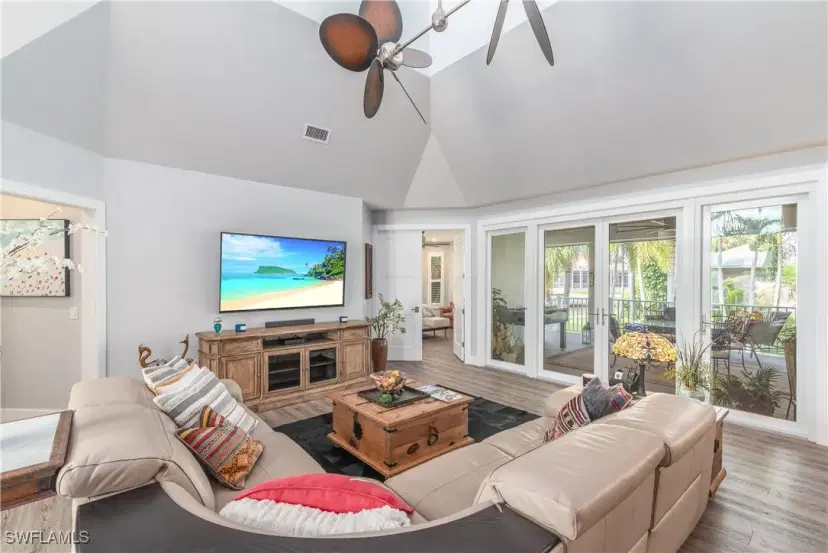Picture of 90 S Seas Ct, Marco Island FL 34145
