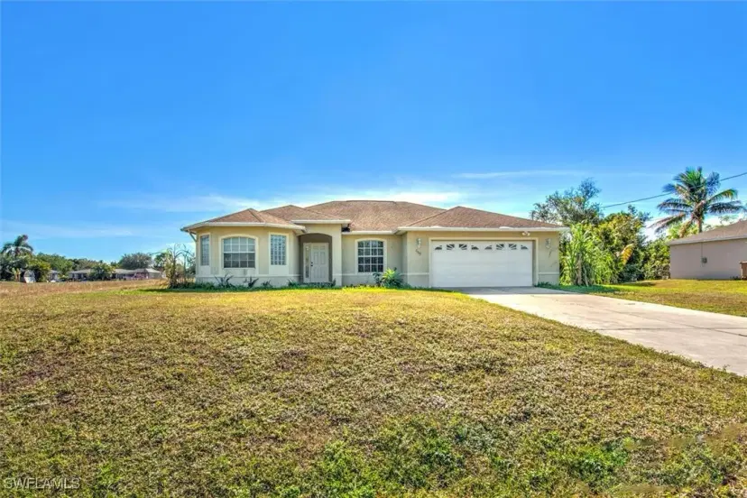 Picture of 2501 3Rd St Sw, Lehigh Acres FL 33976