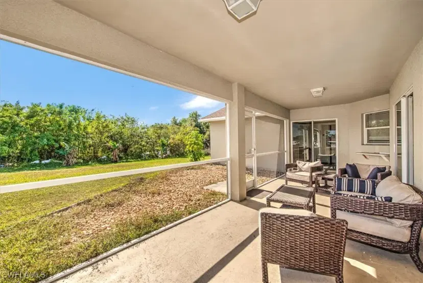 Picture of 2501 3Rd St Sw, Lehigh Acres FL 33976