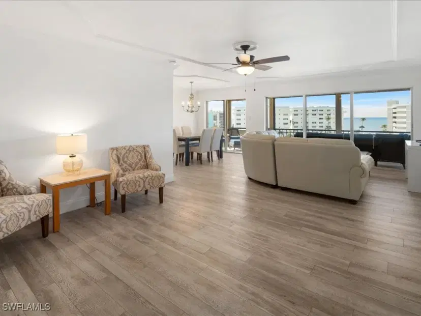 Picture of 3430 Gulf Shore Blvd N 6I, Naples FL 34103