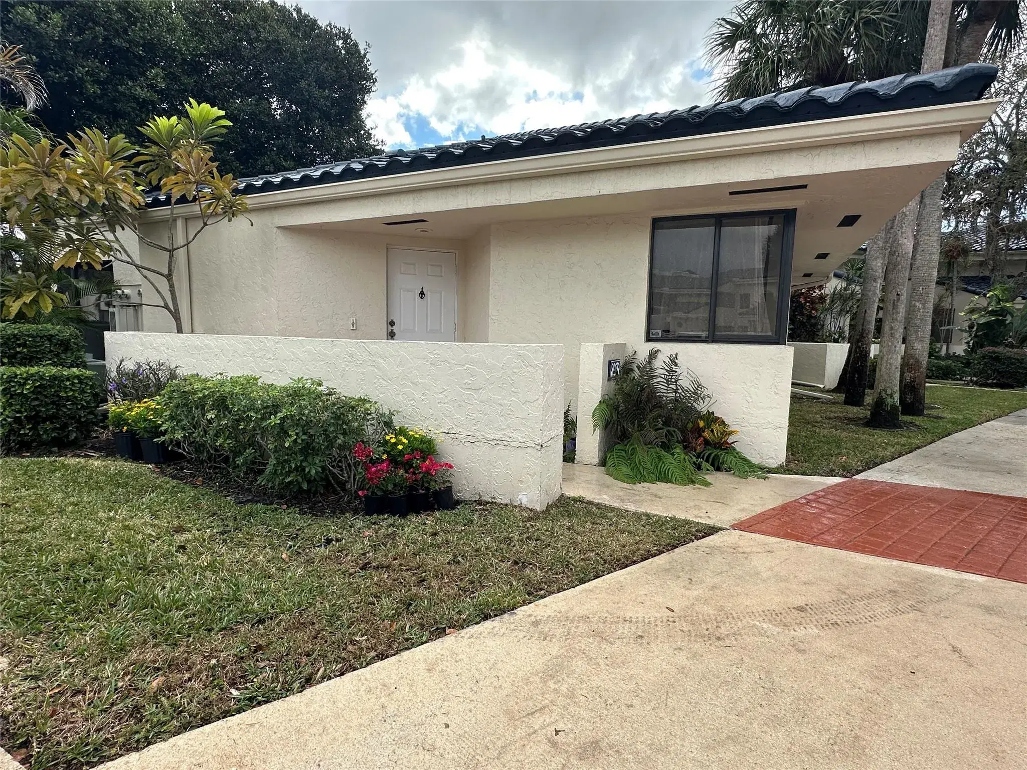 Picture of 8076 NW 15Th Mnr 8076, Plantation, FL 33322