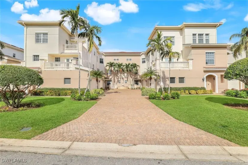 Picture of 514 Avellino Isles Cir 3-102, Naples FL 34119