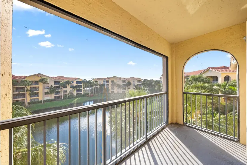 Picture of 100 Uno Lago Drive 404, Juno Beach FL 33408