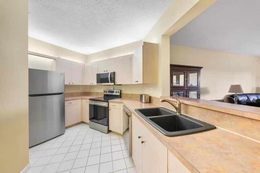 Picture of 100 Uno Lago Drive 404, Juno Beach FL 33408