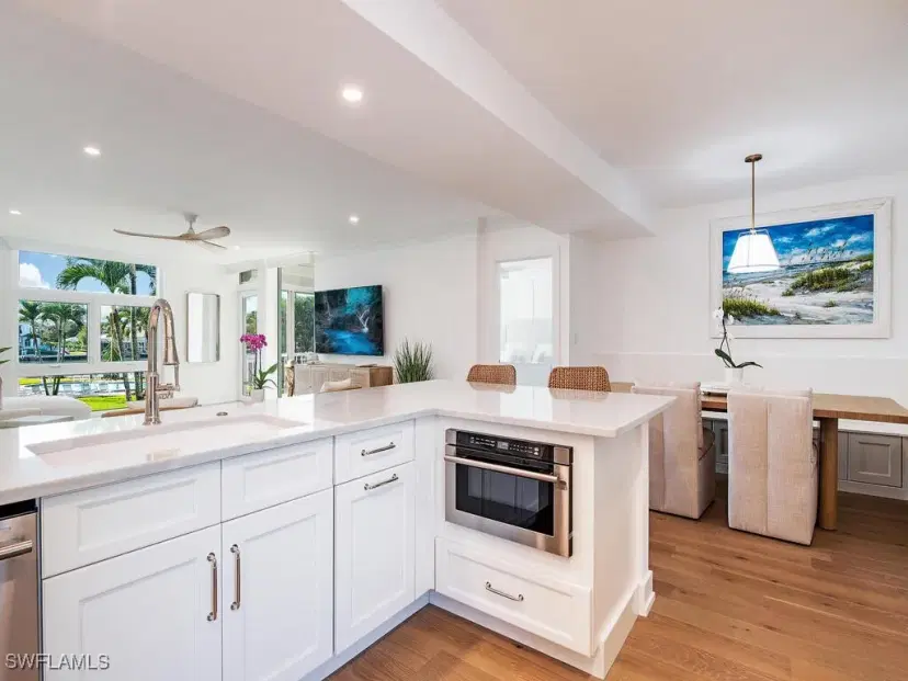 Picture of 400 Park Shore Dr 203, Naples FL 34103