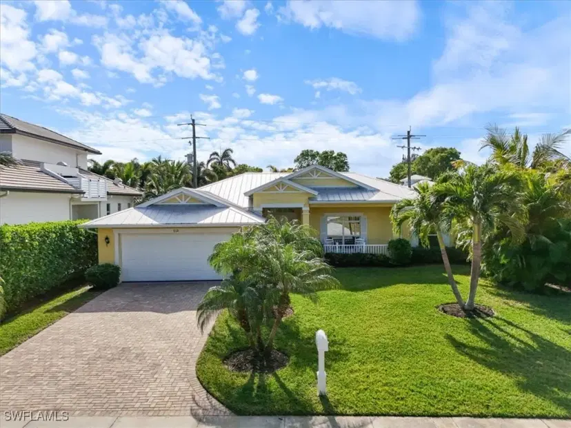 Picture of 732 7Th Ave N, Naples FL 34102