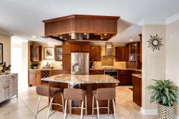 Picture of 2650 NE 47 Street, Lighthouse Point, FL 33064