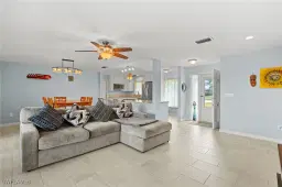 Picture of 1421 Windsor Ct, Cape Coral, FL 33904