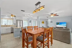 Picture of 1421 Windsor Ct, Cape Coral, FL 33904