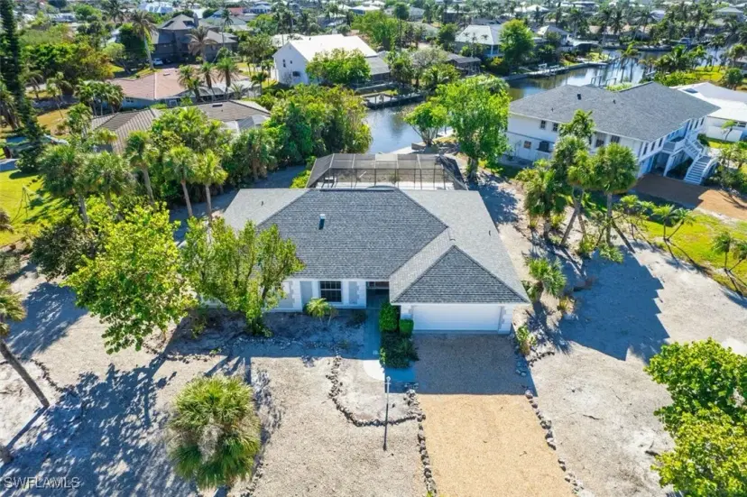 Picture of 755 Pen Shell Dr, Sanibel FL 33957