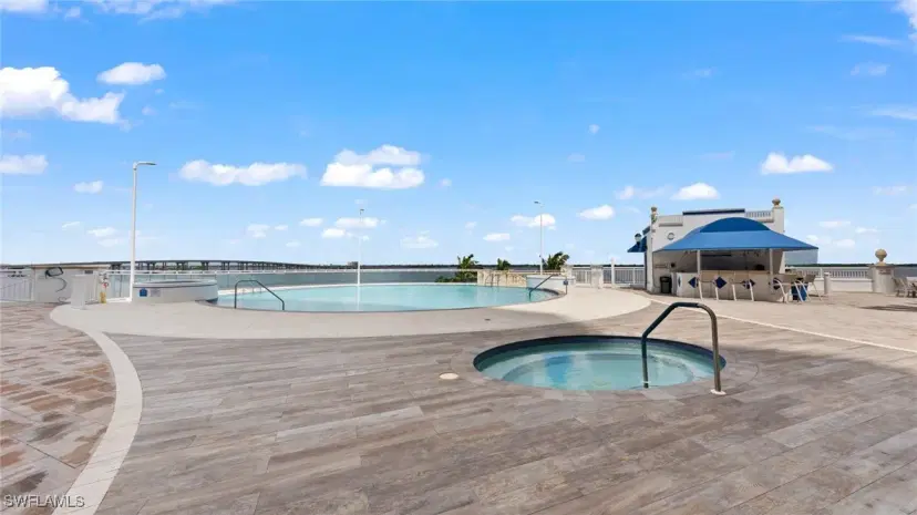 Picture of 2743 1St St 110, Fort Myers FL 33916