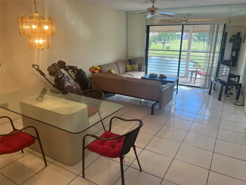 Picture of 10100 NW 30Th Ct 310, Sunrise FL 33322