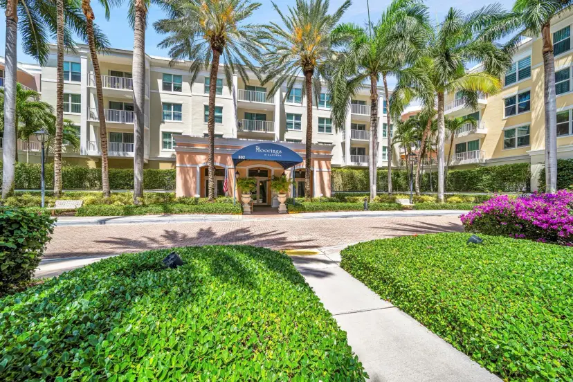 Picture of 802 W Windward Way 204, Lantana FL 33462