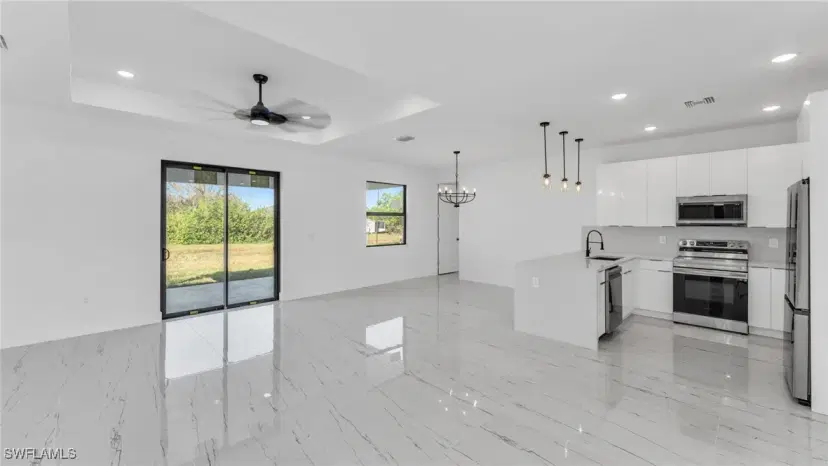 Picture of 907 Chaplin Ave, Lehigh Acres FL 33971