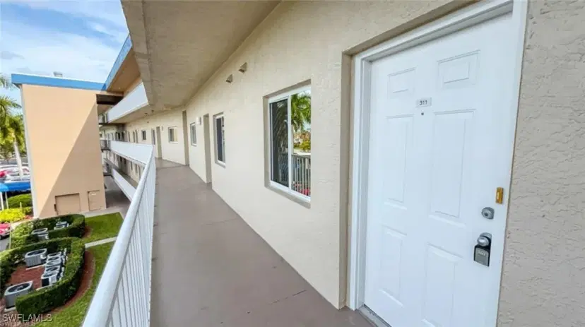 Picture of 14831 Park Lake Dr 311, Fort Myers FL 33919