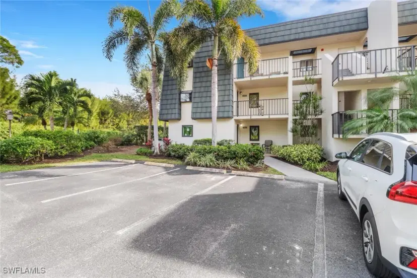 Picture of 1510 Oyster Catcher Pt 1510A, Naples FL 34105