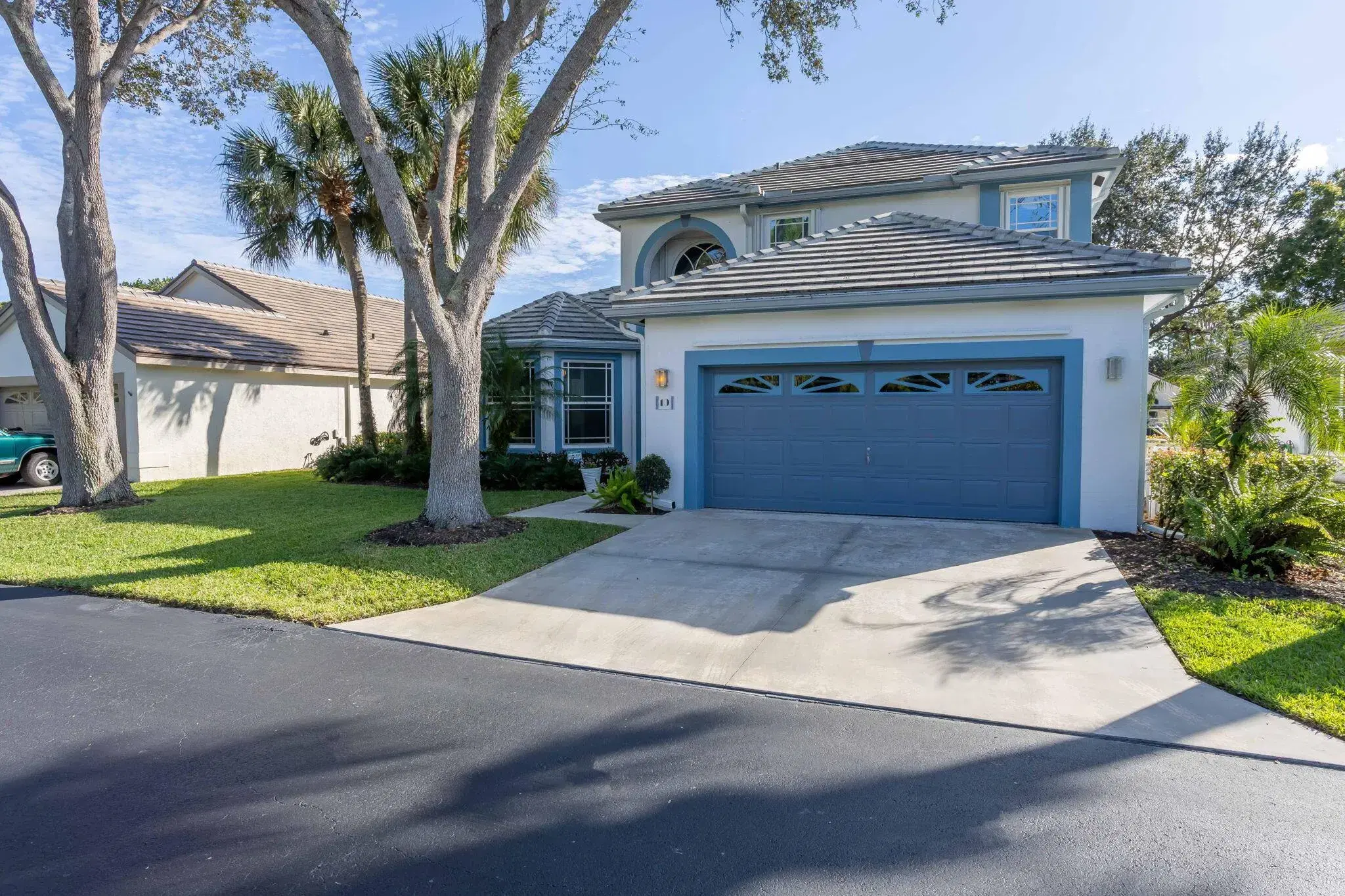 Picture of 10 Lawrence Lake Drive, Boynton Beach, FL 33436